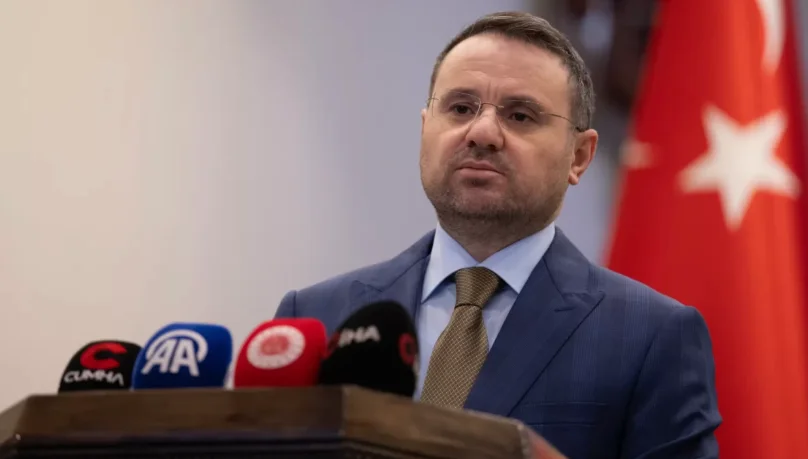 "6 Ayda 31 ülkeden 197 iade! Bakan Gürlek: “Dünyanın hiçbir yeri sizin için güvenli değil"