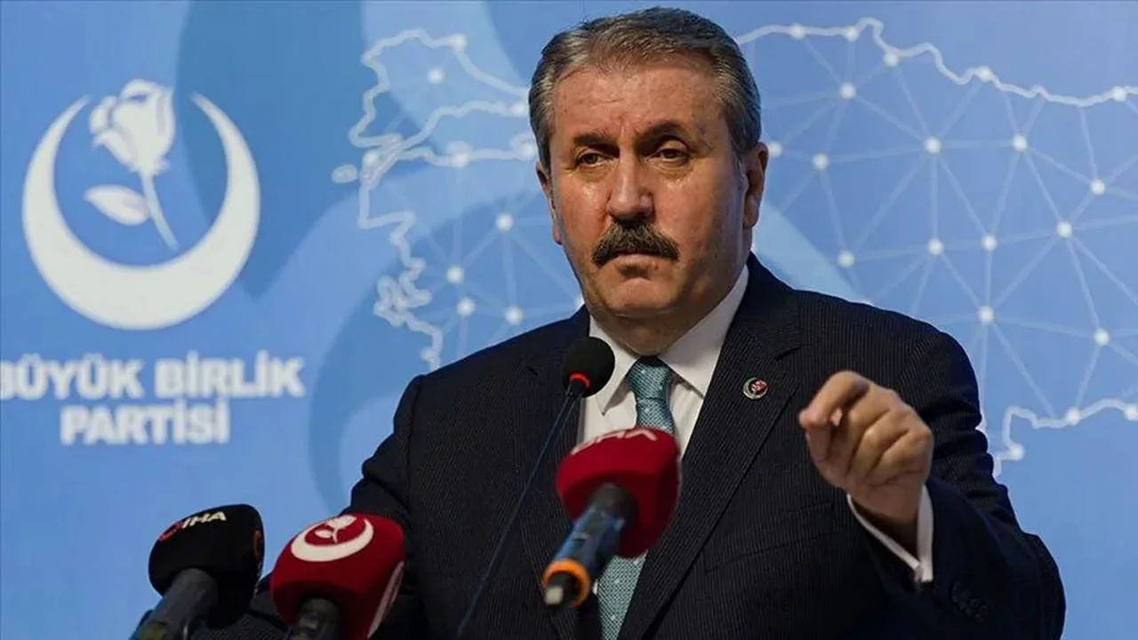 BBP lideri Mustafa Destici: 'O dili koparırız'