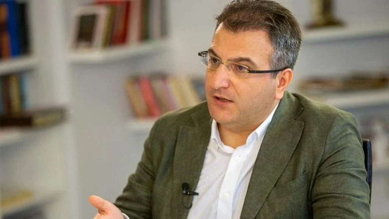 cem-kucuk-neden-gorevden-alindi-ayrilik-sebebi-ne-ayriligin-perde-arkasi-1.webp
