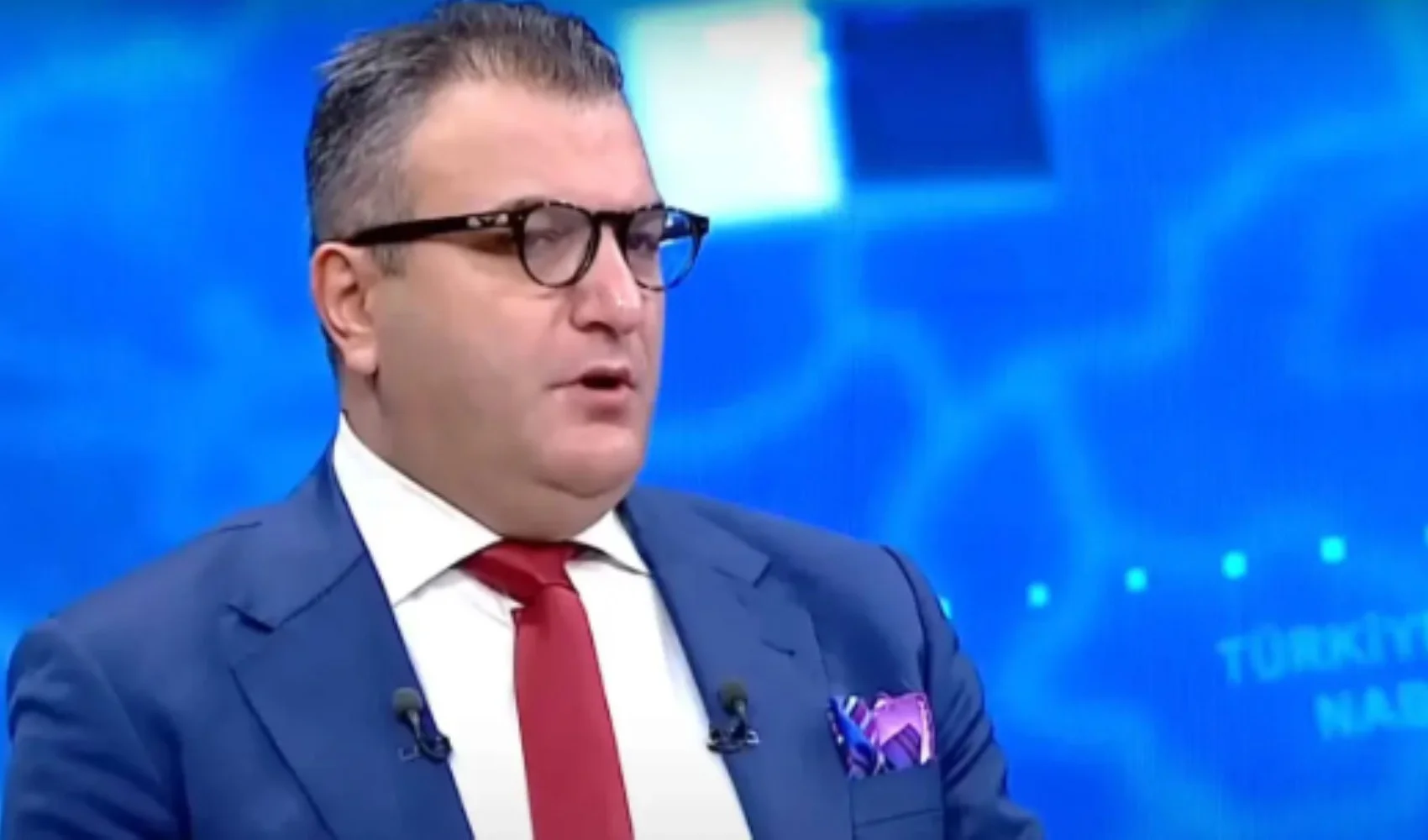 cem-kucuk-neden-gorevden-alindi-ayrilik-sebebi-ne-ayriligin-perde-arkasi-2.webp