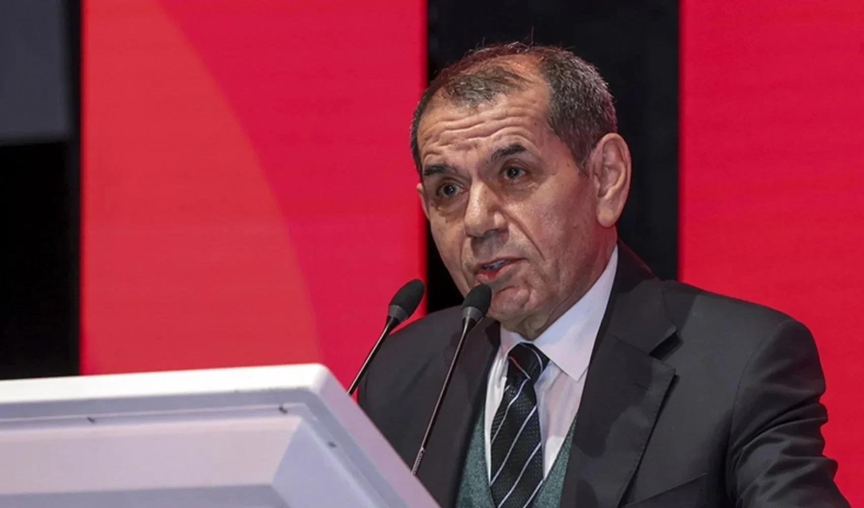 dursun-ozbek-ten-transfer-yaniti-ne-yaptigimi-biliyorum.webp