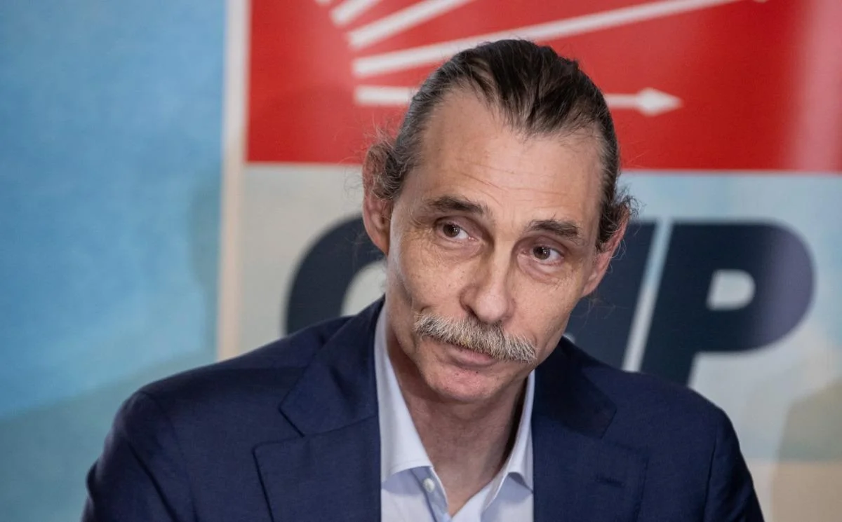 Erdal Beşikçioğlu CHP'den istifa etti mi, YENİ Parti'ye mi geçti mi?