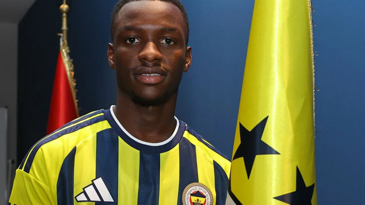 Fenerbahçe'ye kimler geldi? 2026-27 yaz FB transfer listesi