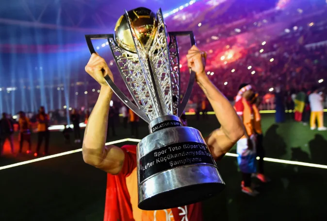 Galatasaray kimleri aldı? Süper Lig 2026-2027 sezonu GS transfer tam listesi!
