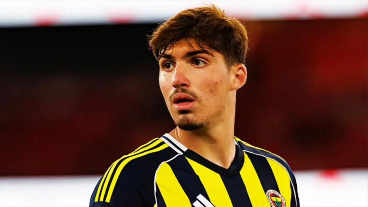 gs-transfer-cimbom-fenerbahce-nin-eski-stoperine-talip.webp