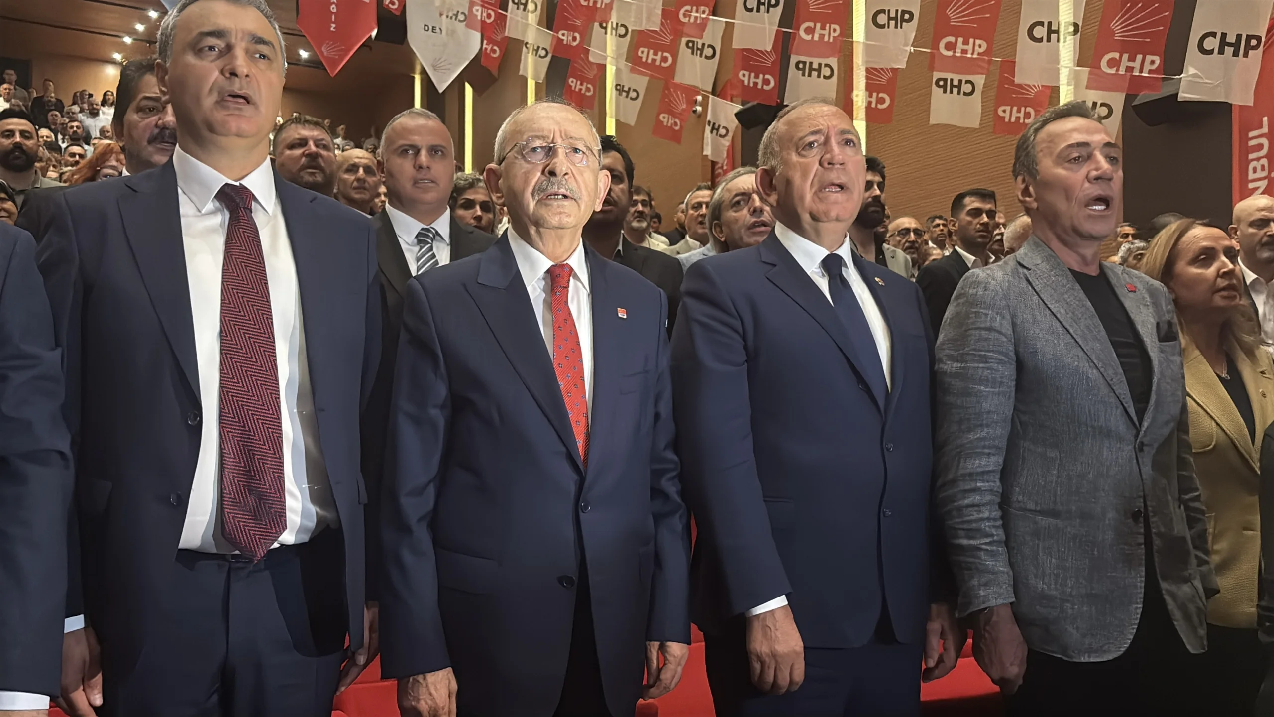 gursel-tekin-den-950-liralik-figuran-iddiasina-cok-sert-cikis-feto-tezgahi-3.webp