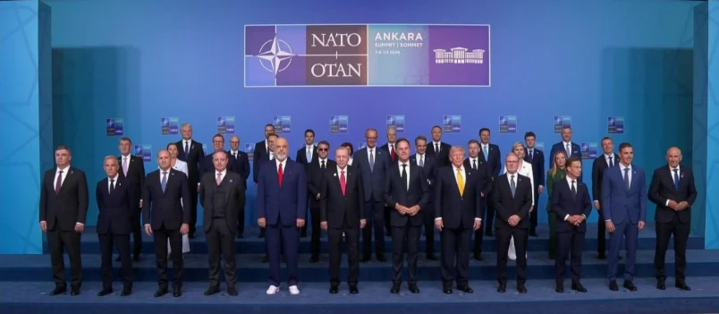 NATO Zirvesi aile fotoğrafında hangi liderler yer aldı? İşte tam liste
