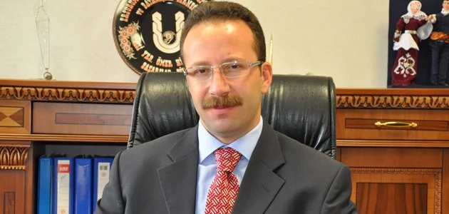 omer-hilmi-yamli-kimdir-kac-yasinda-evli-mi-yeni-ardahan-valisi-1.webp