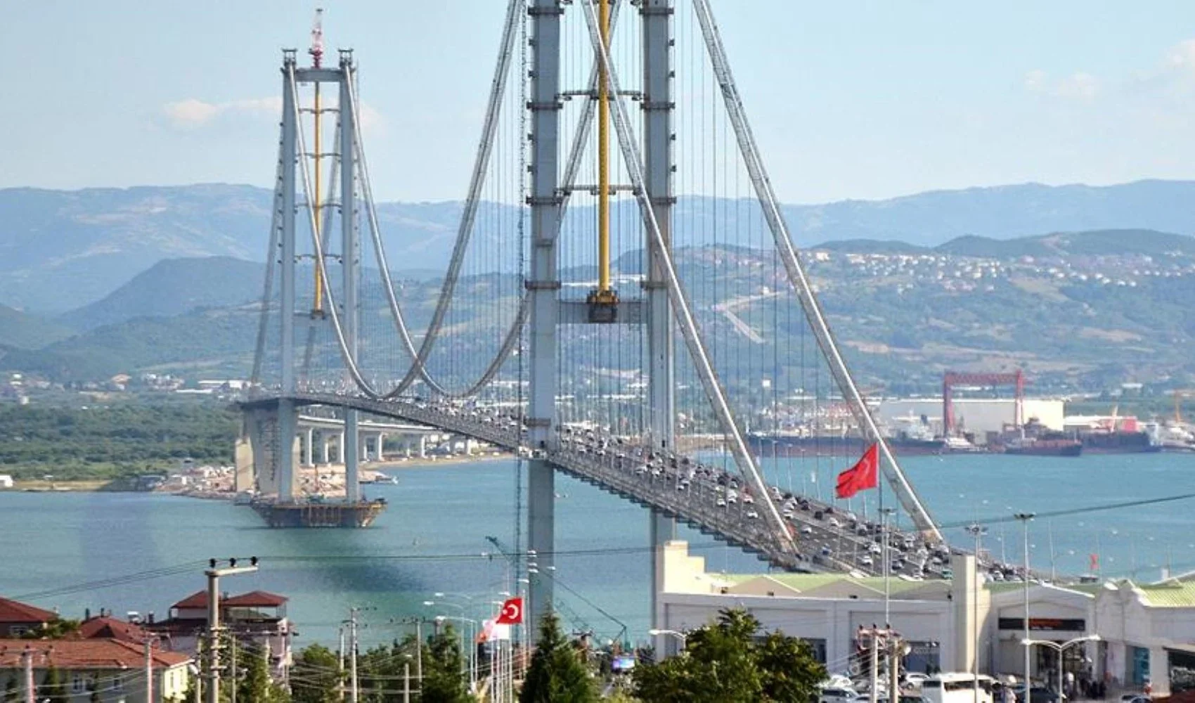 otoyol-ve-kopru-ucretlerine-zam-kgm-duyurdu-yeni-fiyatlar.webp
