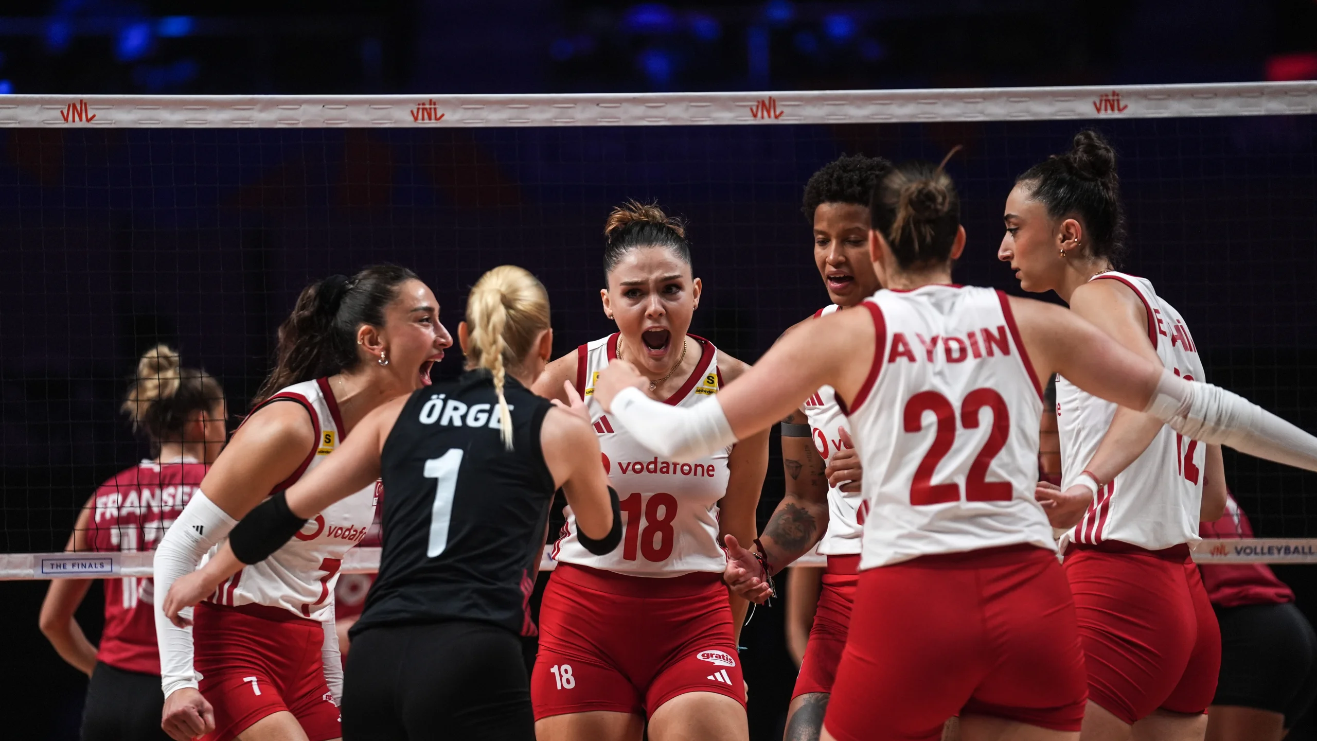 S Sport Plus canlı izle! Türkiye-Brezilya maçı nereden izlenir?