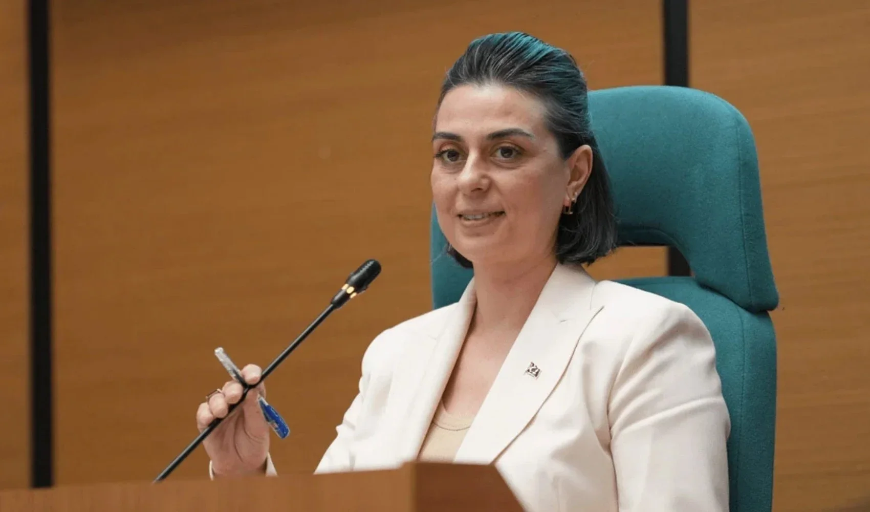 Sinem Dedetaş alevi mi, aslen nereli?
