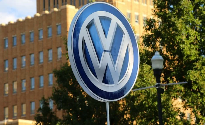 Volkswagen 4 fabrika kapatıyor, 100 bin kişiyi işten çıkarıyor!
