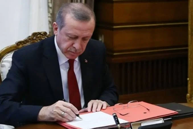 YÖK ve rektör atamaları Resmi Gazete’de
