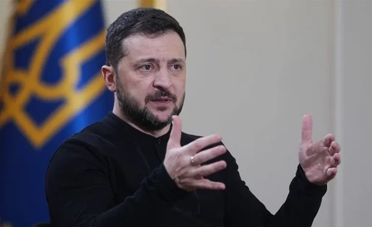 Zelenskiy sokak baskısına dayanamadı: Sovyet ekolü Syrskyi gitti, Drapatyi geldi