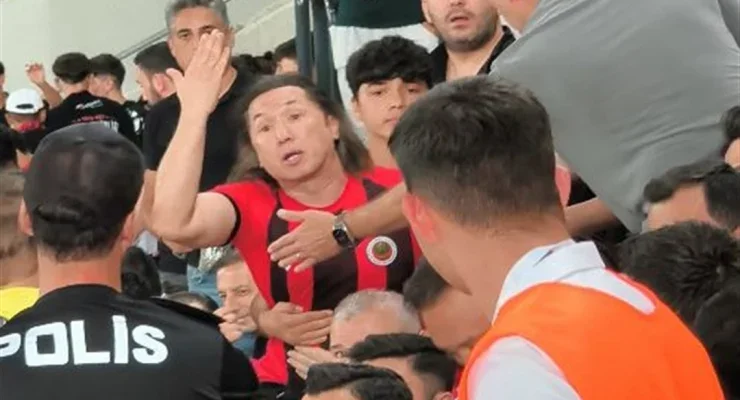 4 yaşındaki çocuğa yaptıklarına bakın! Tribün zorbaları savcılığa tosladı!