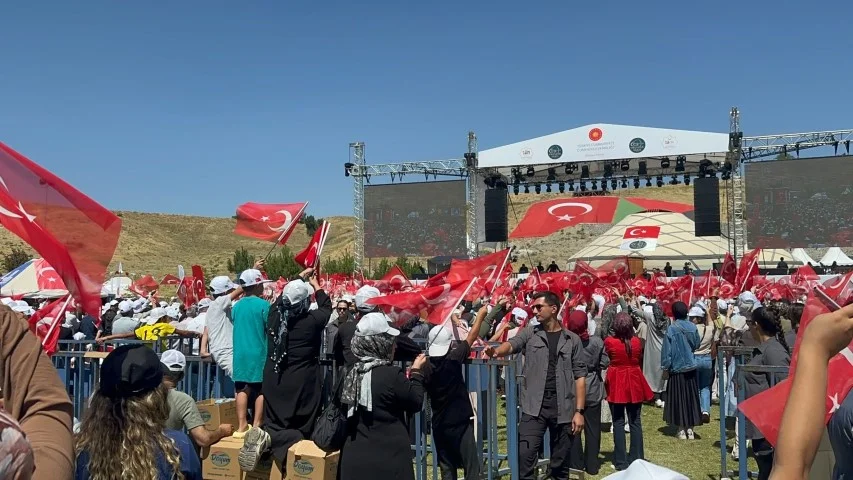 81 ilden Ahlat’a çıkarma: 'Bu duygu anlatılmaz yaşanır'