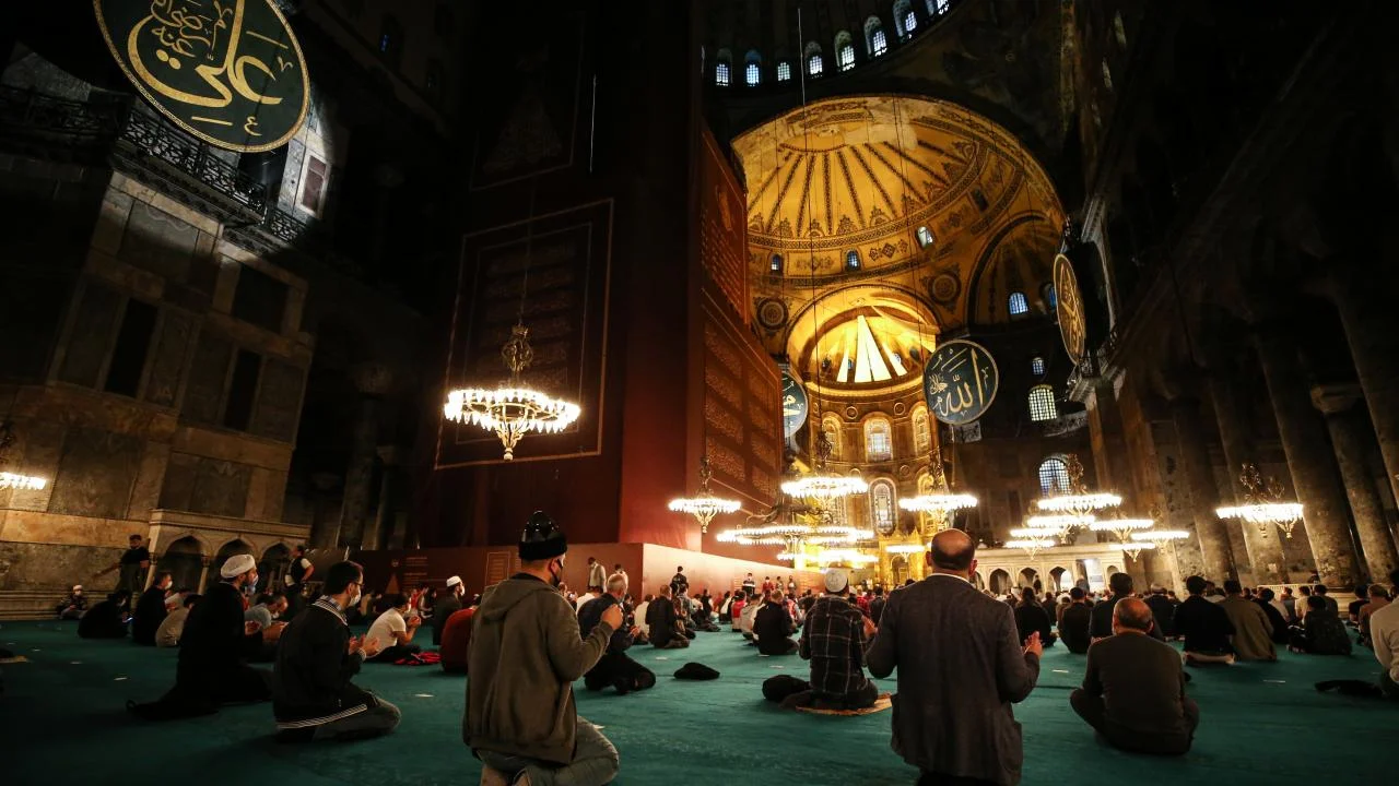 AK Parti 25 yaşında: Çeyrek asra damga vuran 25 icraat