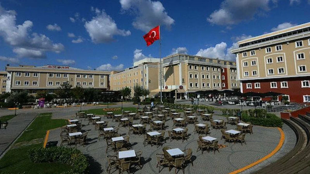 AK Parti 25 yaşında: Çeyrek asra damga vuran 25 icraat