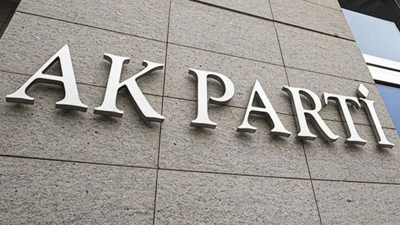 AK Parti'de 4 ile yeni il başkanı atandı!