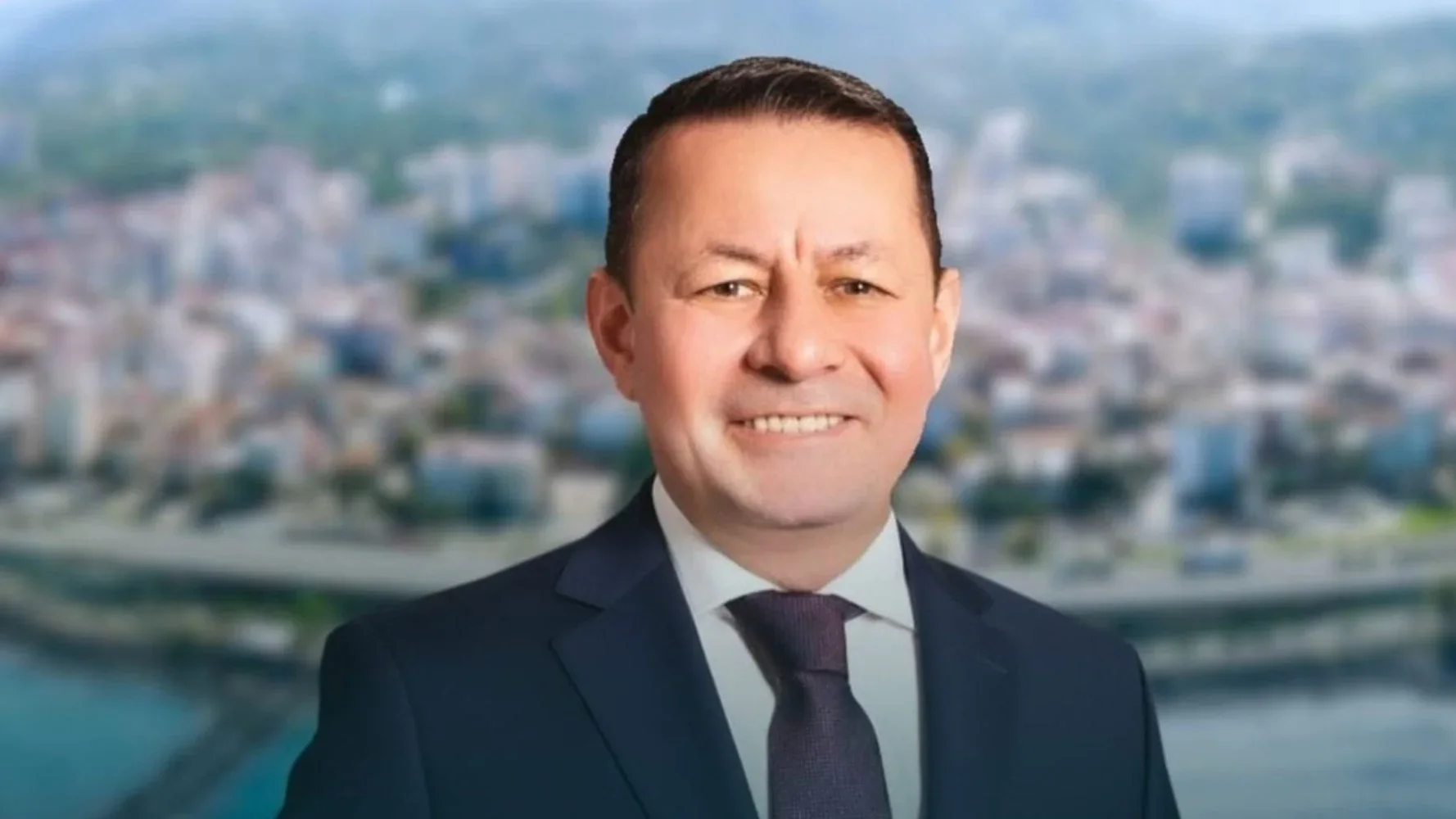 AK Parti'ye geçeceği iddia edilen başkan konuştu!