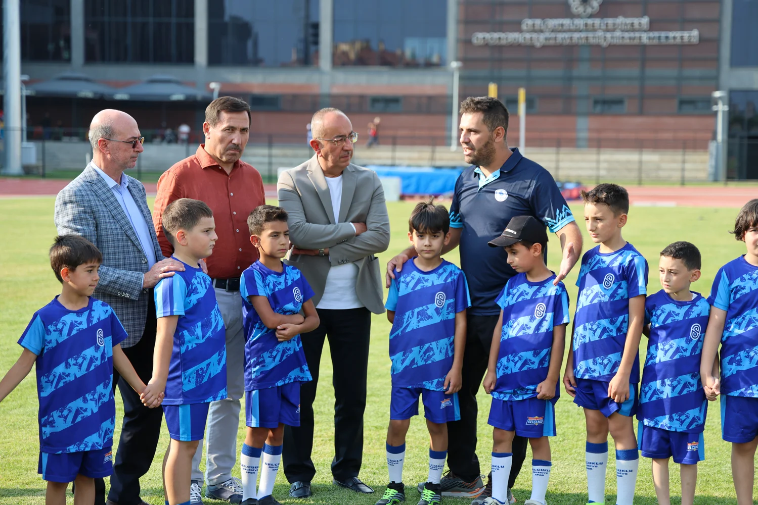 Başkanlar Selçuklu'nun spor merkezini ziyaret etti! Konya'nın devi
