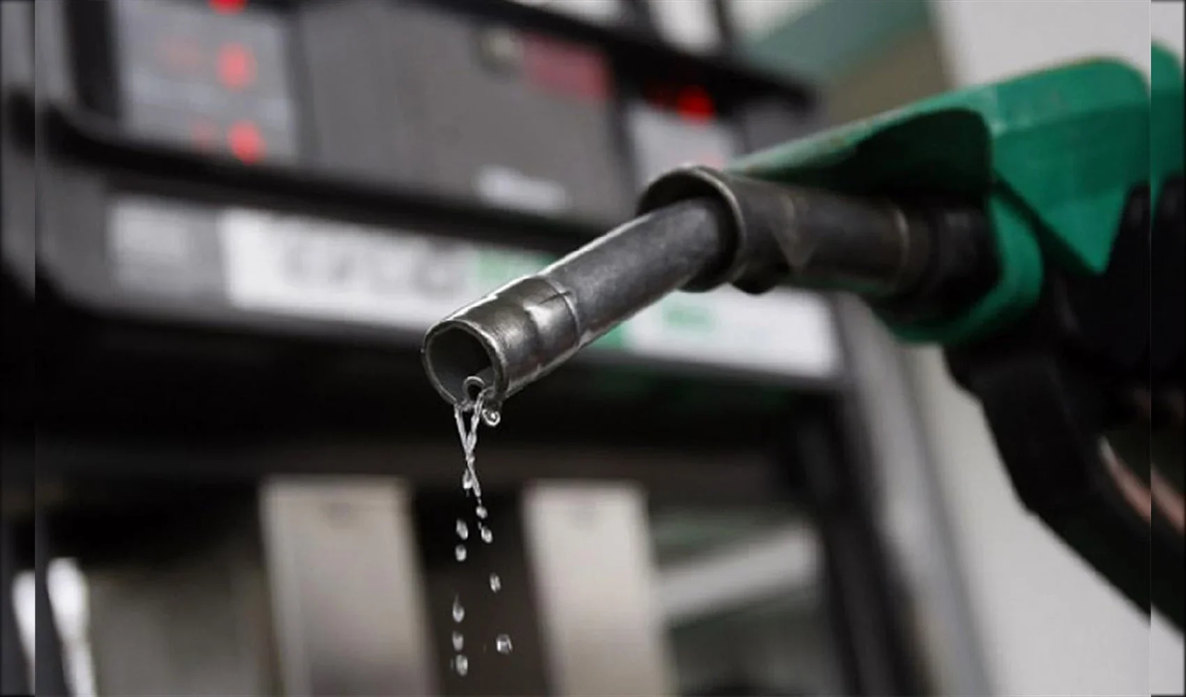 Benzine 1,56 TL zam daha geliyor! İstanbul 70 TL'ye yaklaşıyor