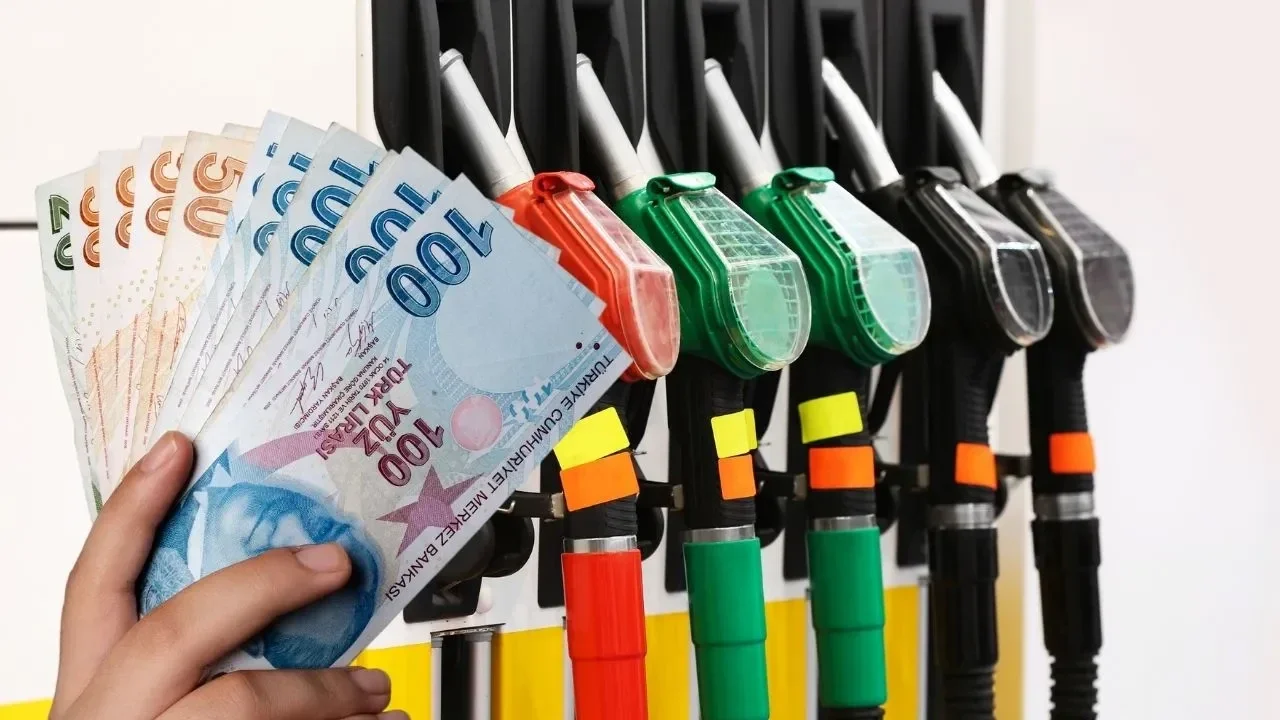 Benzine bu defa zam geldi! İstanbul'da fiyat 68,33 TL'ye çıktı