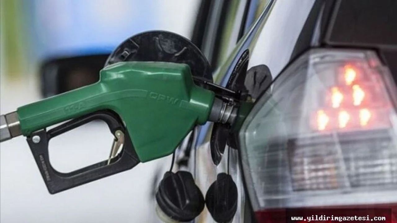 Benzine dev zam geliyor: Depoyu doldurmak için son 24 saat!