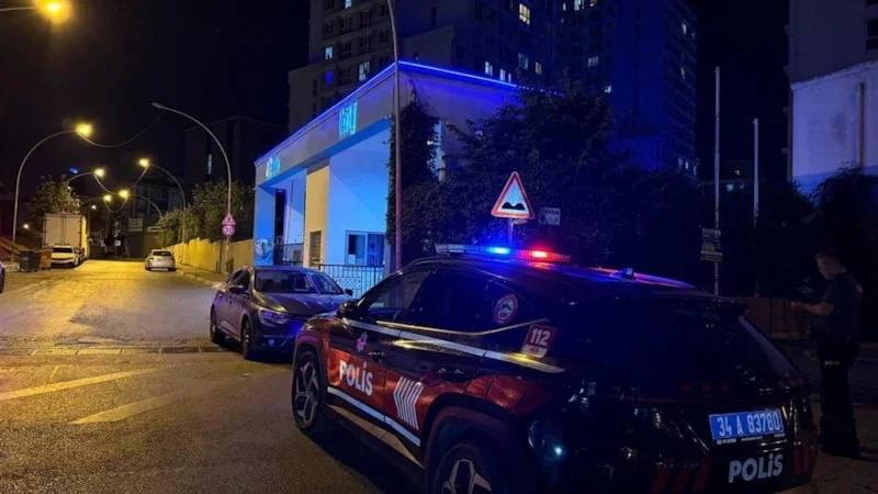 Esenyurt'ta düğün sonrası kavga! Sopa ve tekme sokağa taştı