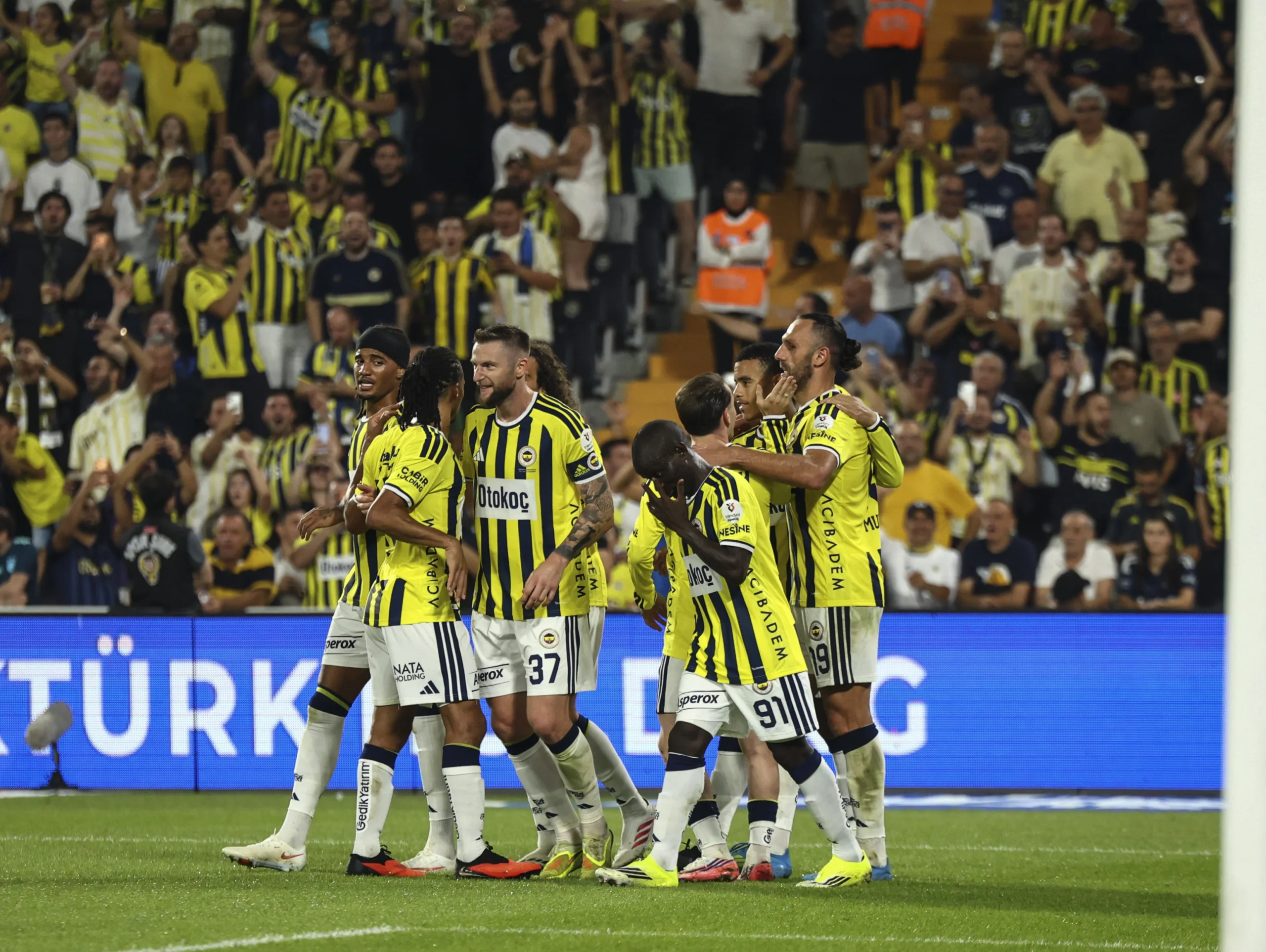 Fenerbahçe 2026-2027 Yabancı Oyuncu Listesi: Kadroda kimler var?