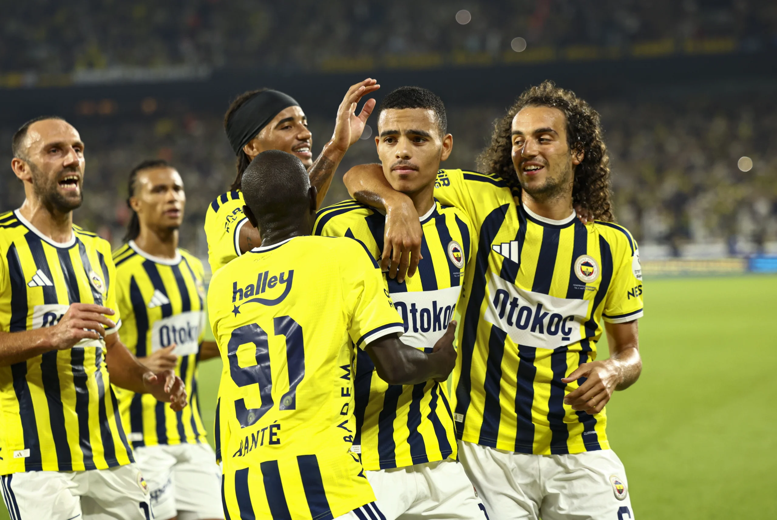 Fenerbahçe 2026-2027 Yabancı Oyuncu Listesi: Kadroda kimler var?