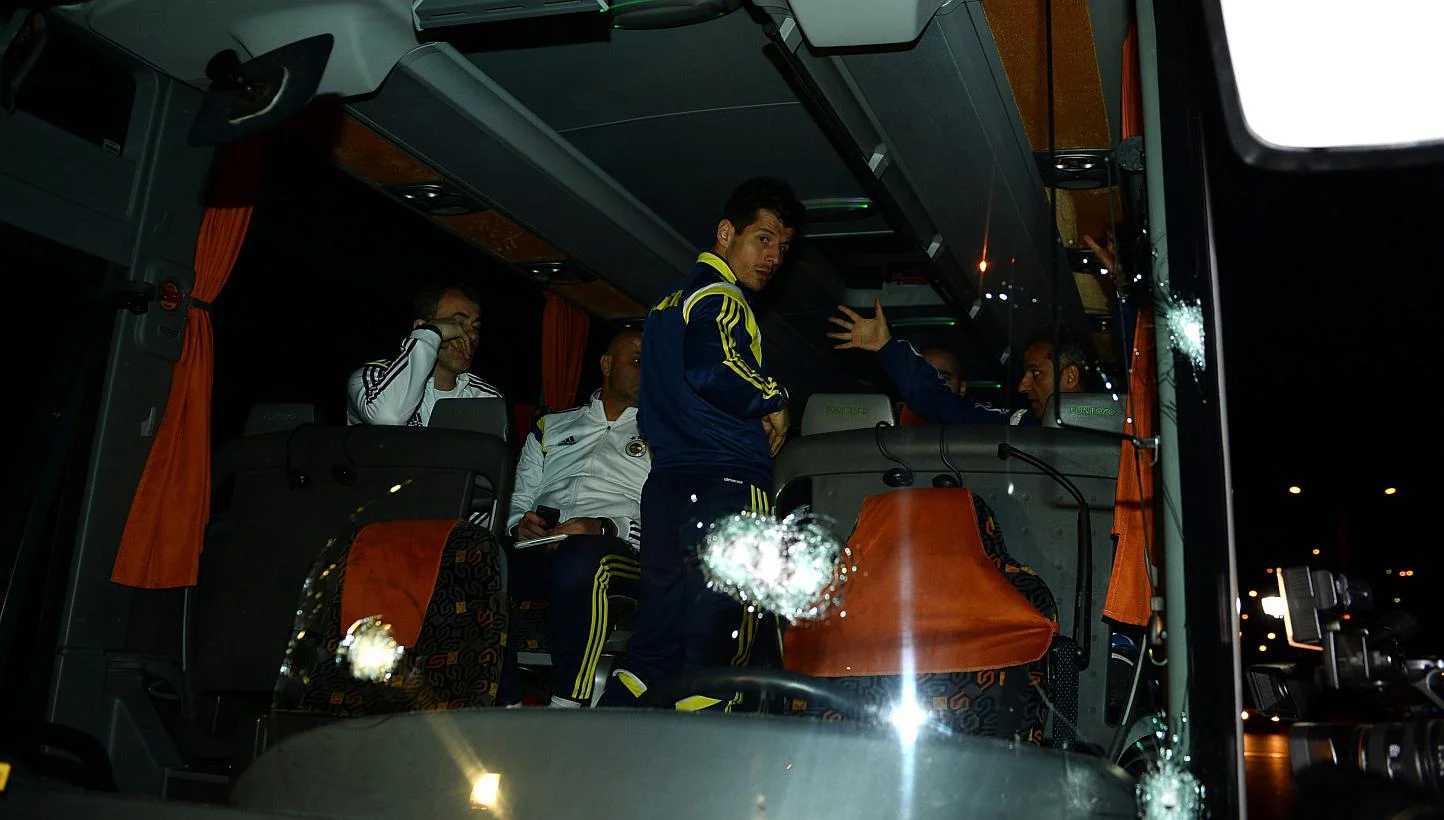 fenerbahce-otobusune-ates-acanlar-11-yil-sonra-bazdan-yakalandi-2.webp