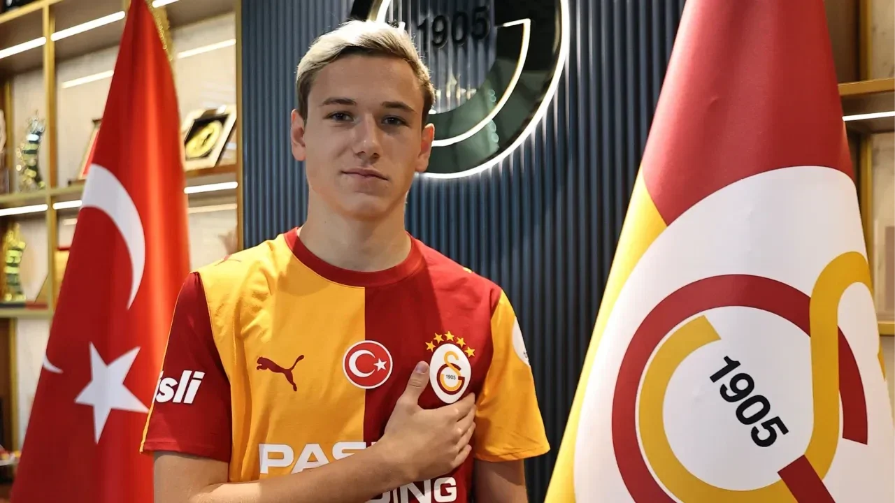 Galatasaray'dan Aleksey Batrakov açıklaması