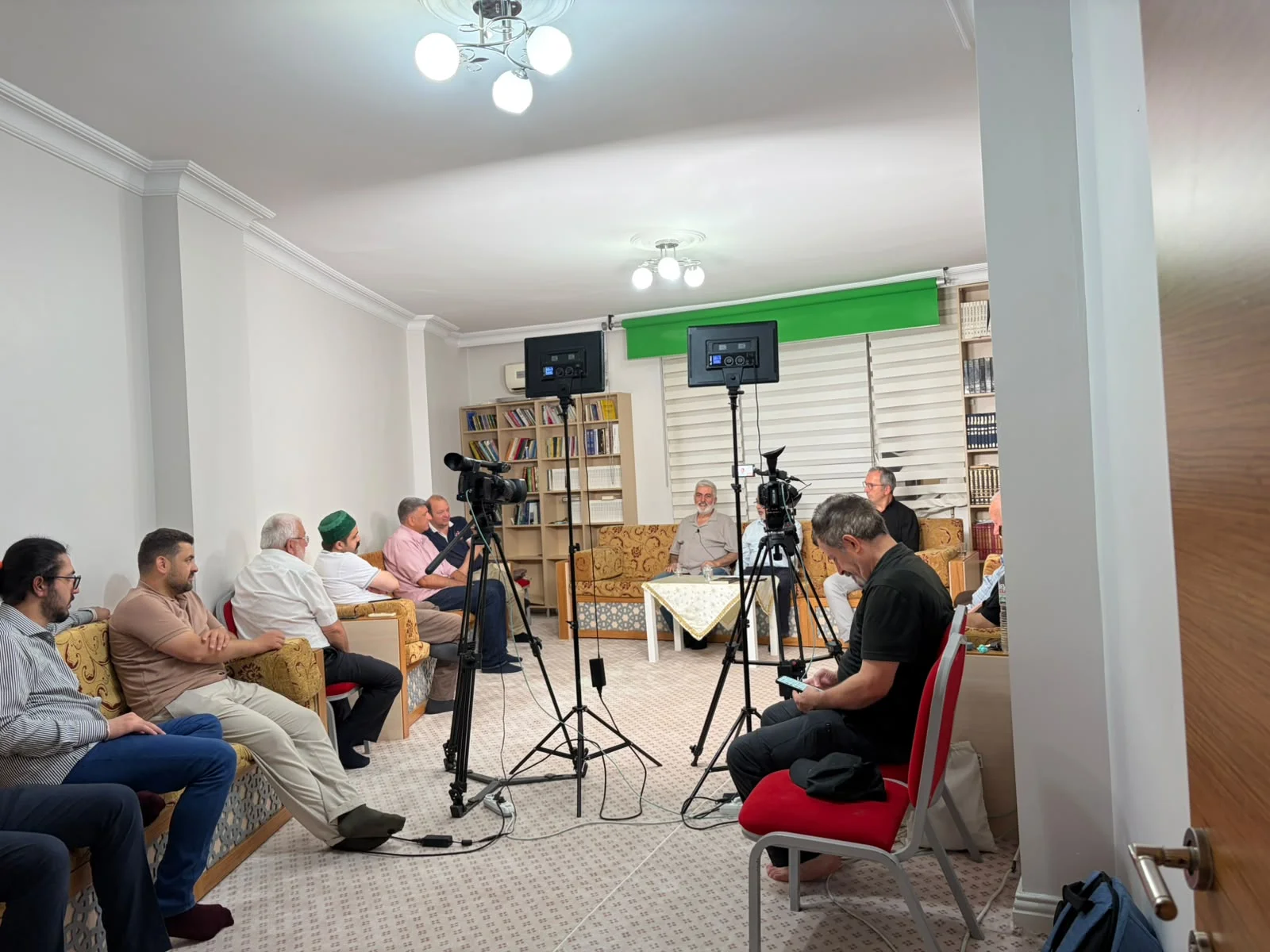 gonul-cografyasindan-hikmet-sofrasina-1.webp