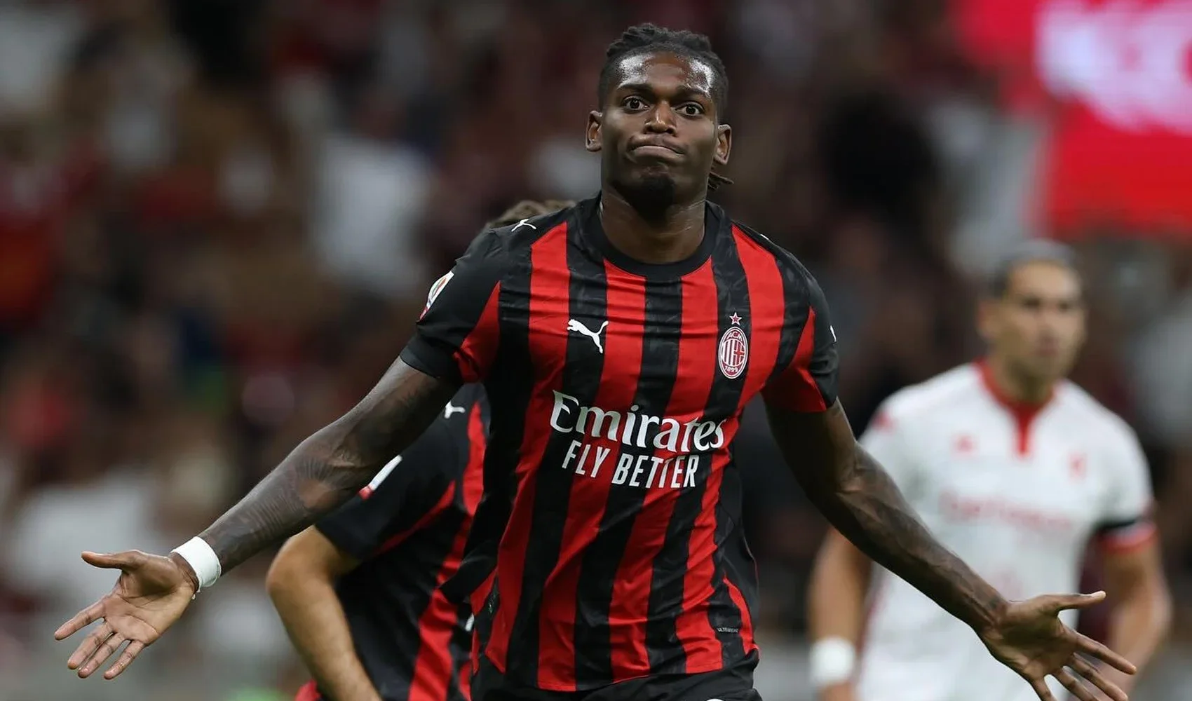 gs-transfer-rafael-leao-galatasaray-da-40-milyon-euro-bonservis-1.webp