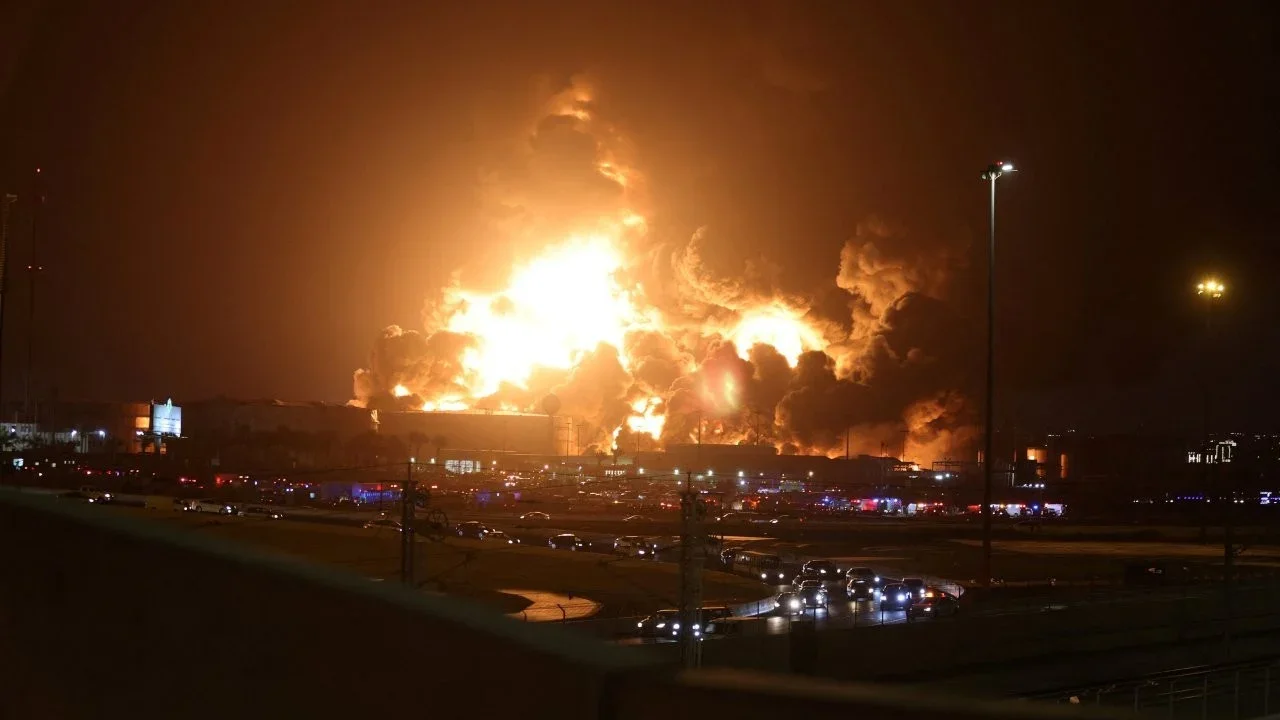Husiler Aramco'yu vurdu! Körfez'de gerilim yükseliyor