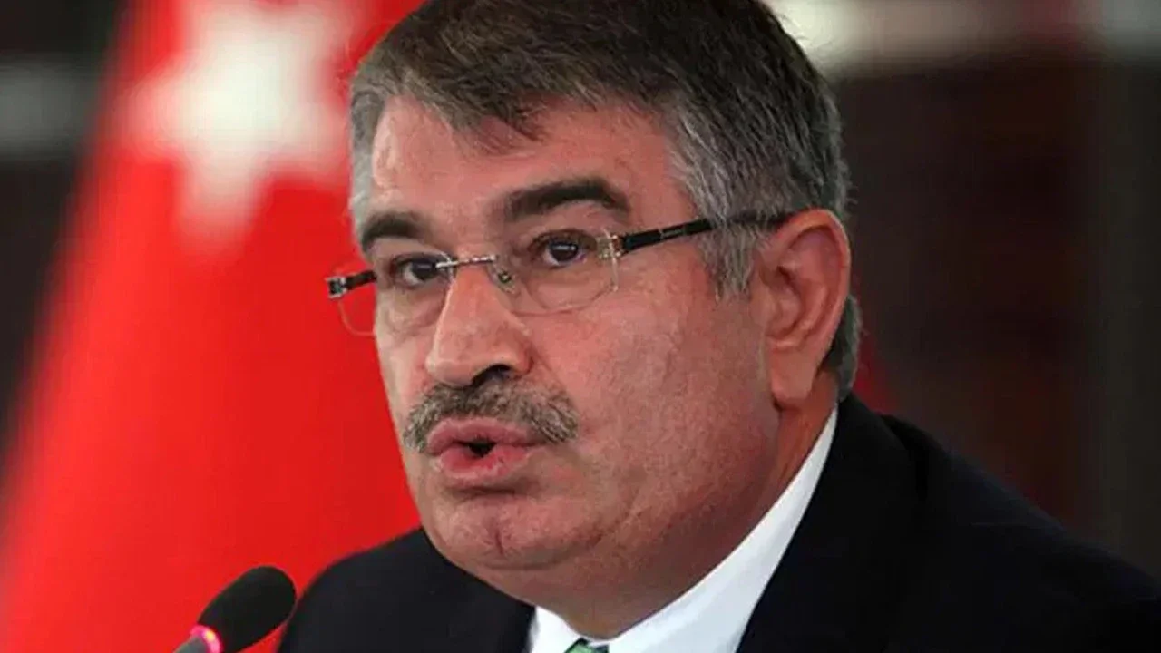 İdris Naim Şahin kimdir? Aracı firariler için kullanıldı