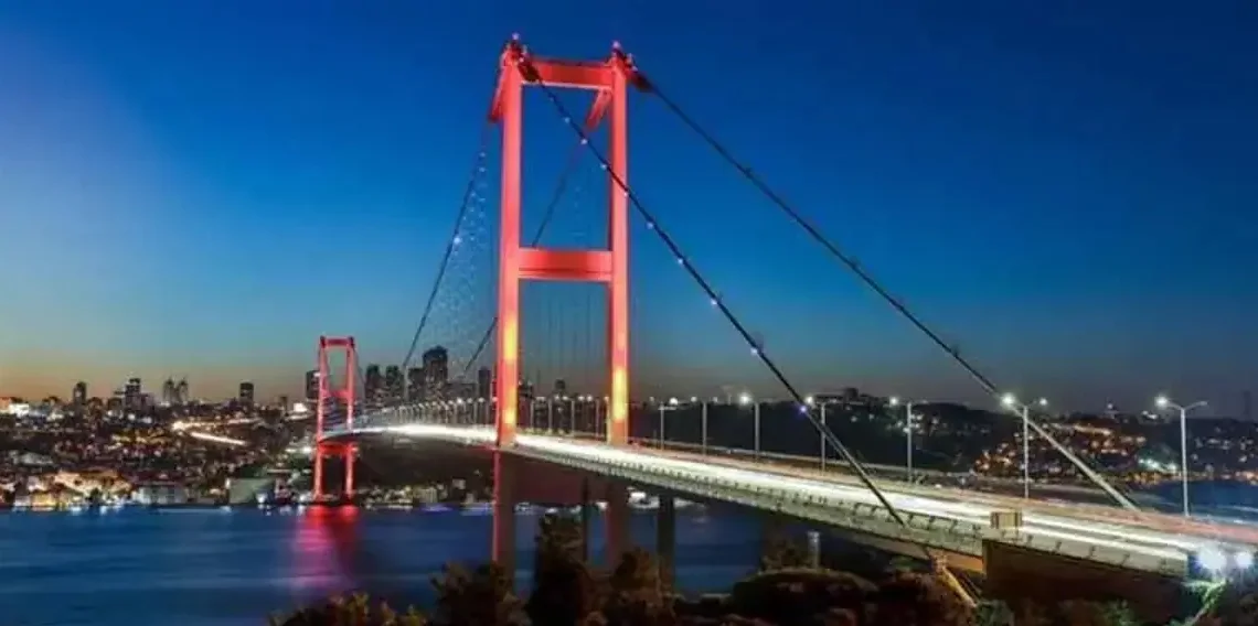 İstanbul'da "Asırlık Gece" çekimi: 15 Temmuz Şehitler Köprüsü 3 gün kapalı