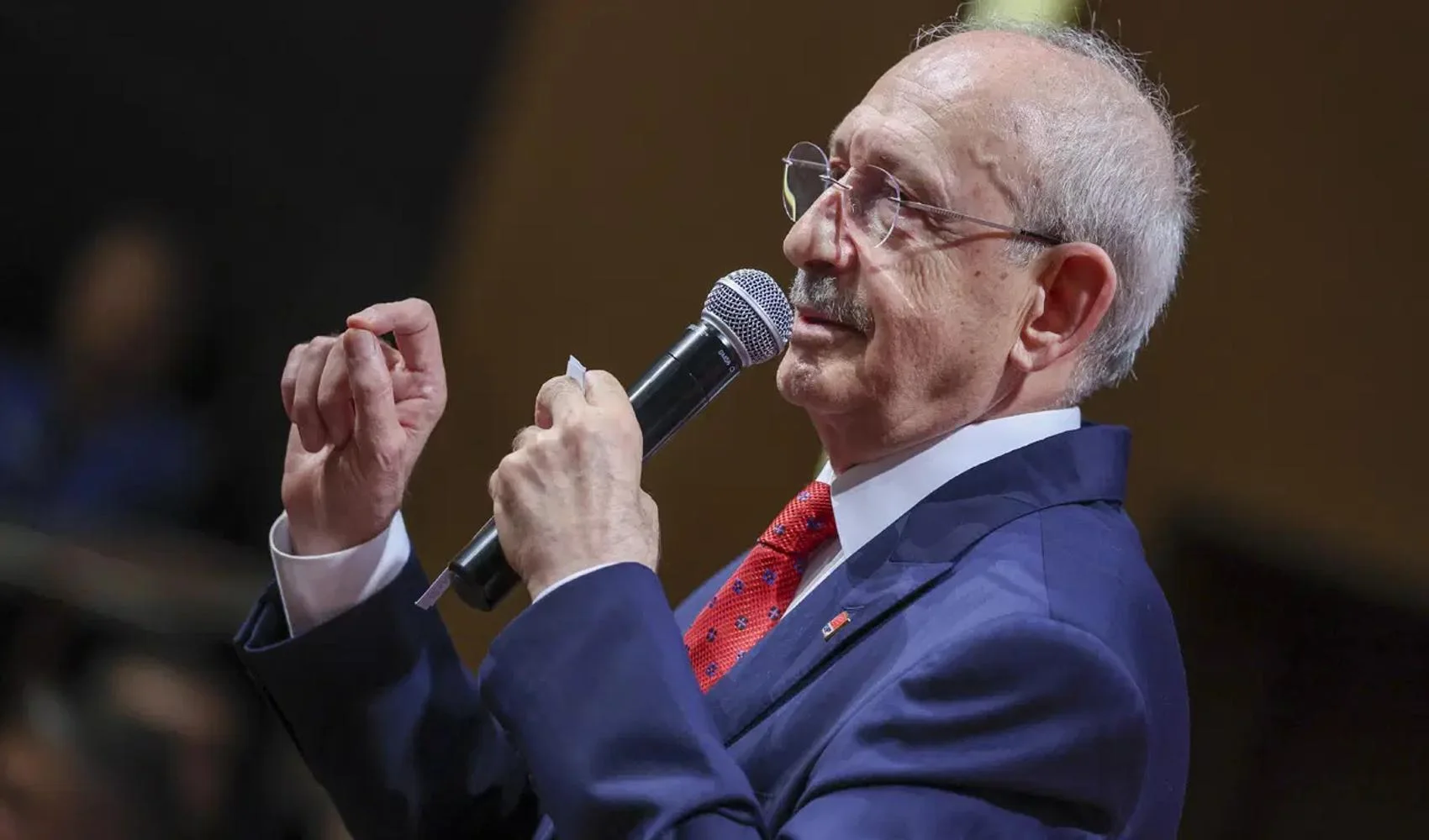 kilicdaroglu-sahaya-iniyor-ilk-durak-2-eylul-de-izmir.webp