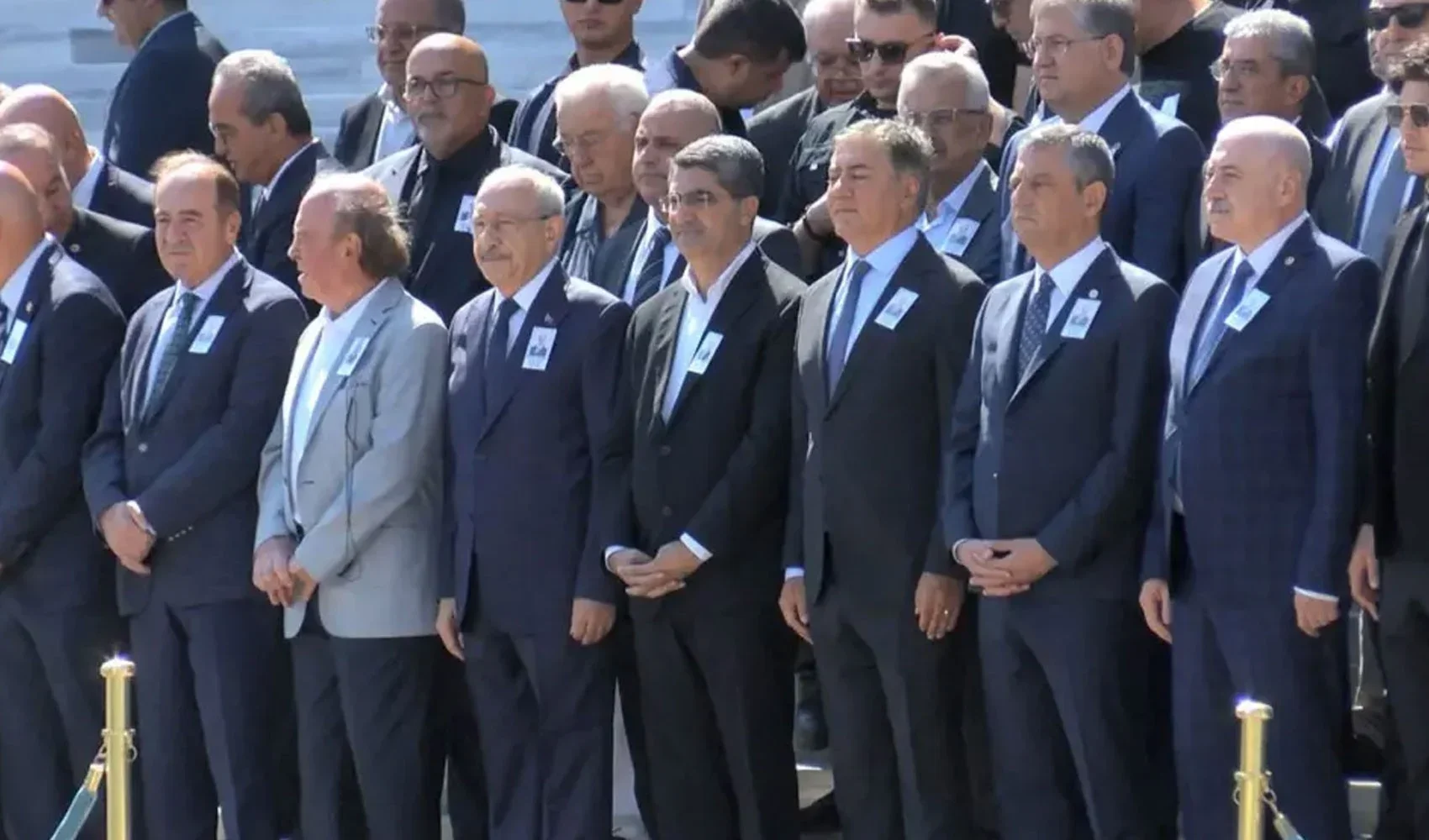 Kılıçdaroğlu ve Özel Cevdet Selvi'nin cenazesinde buluştu!