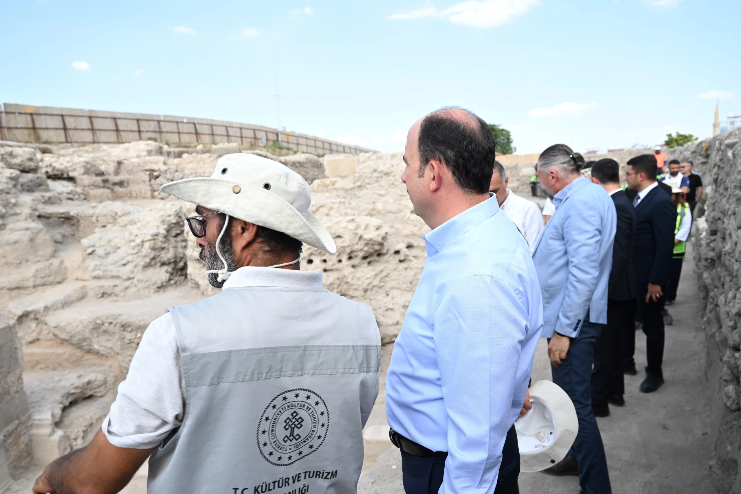 Konya'da tarihi keşif! Selçuklu Surları ve Larende Kapısı bulundu