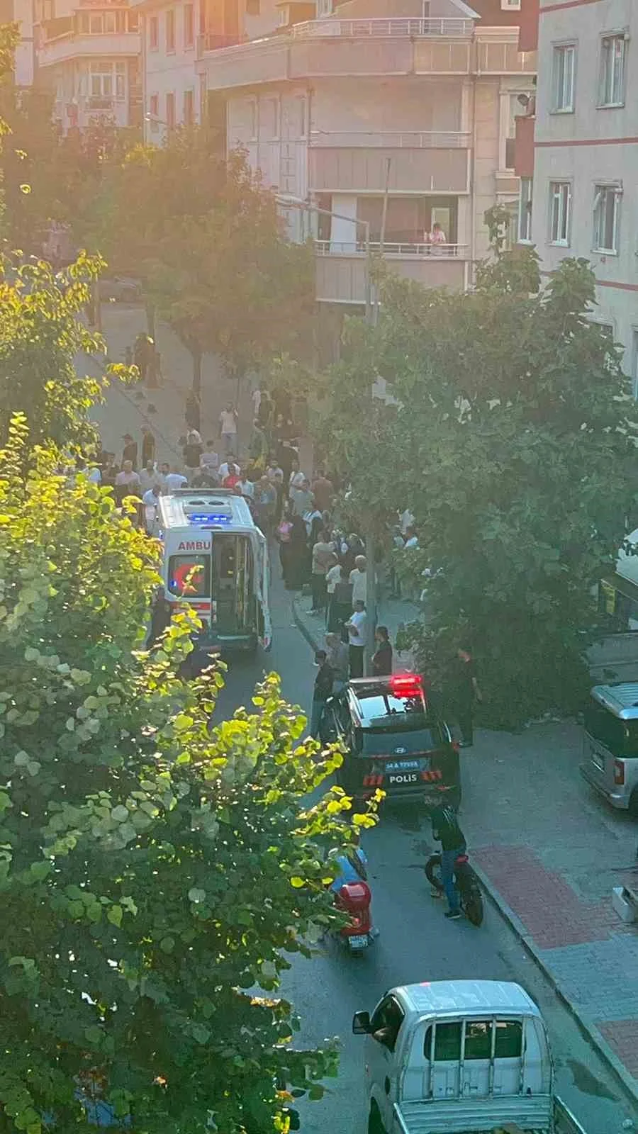 Küçükçekmece'de 5 yaşındaki çocuğa motosiklet çarptı! Hayati tehlikesi sürüyor