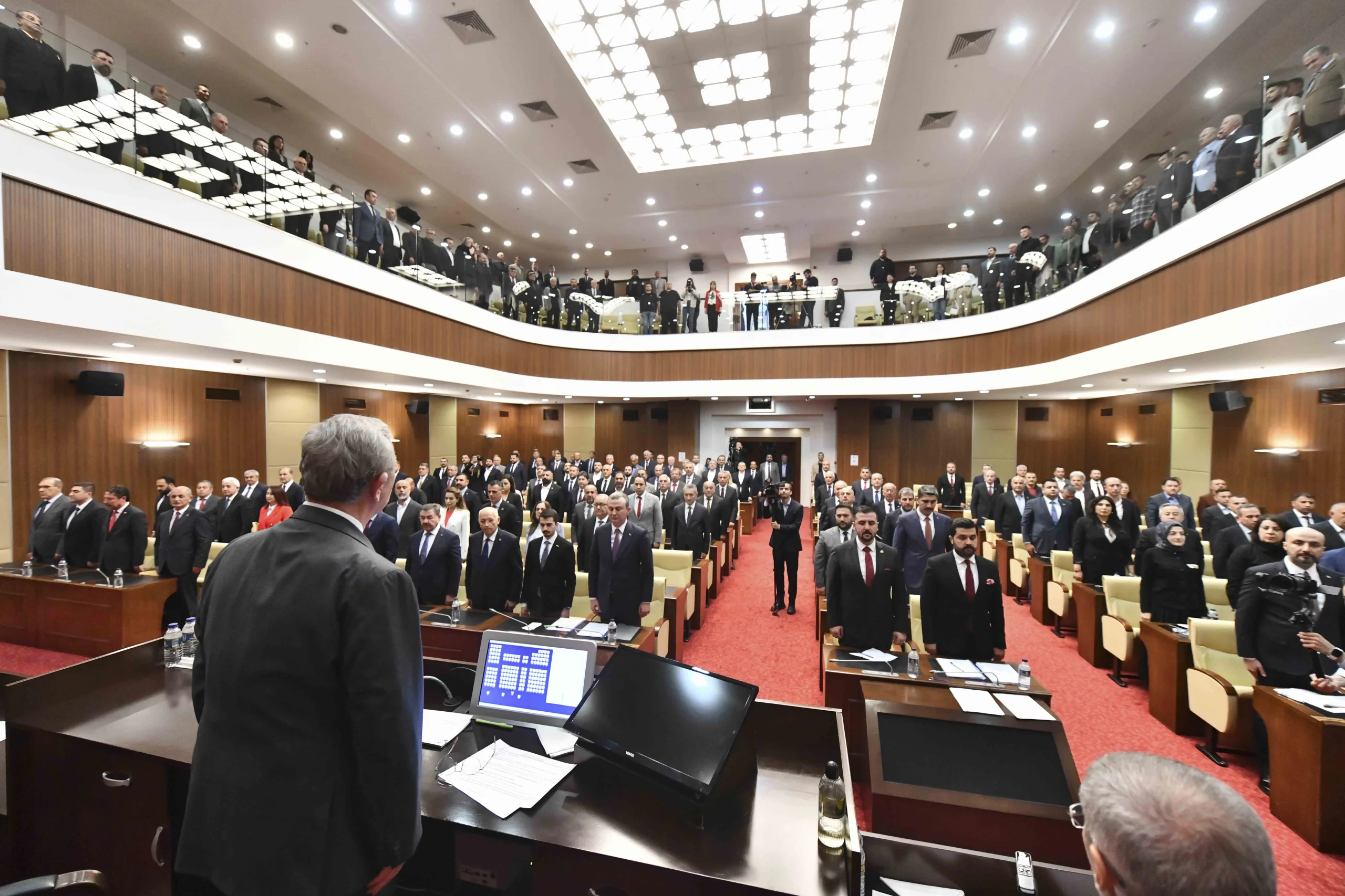 Mansur Yavaş için zor karar: ABB'de CHP 49'a Düştü