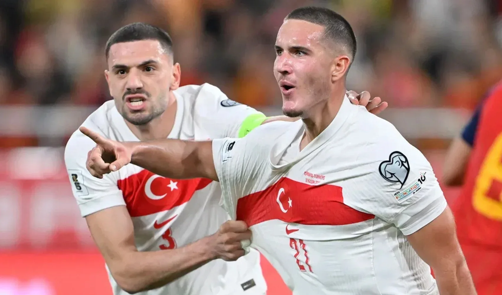 Milli futbolcu Deniz Gül'ün evine soygun! 250 bin euro çalındı