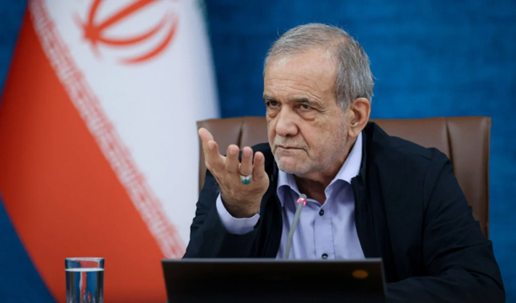 Pezeşkiyan Tahran'da konuştu: ABD ile müzakere "teslimiyet" anlamına gelmez
