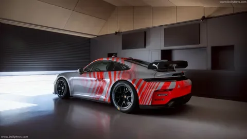 Porsche 4 yarış aracını 911'de topladı, 508 beygirlik Challenge pistlerde