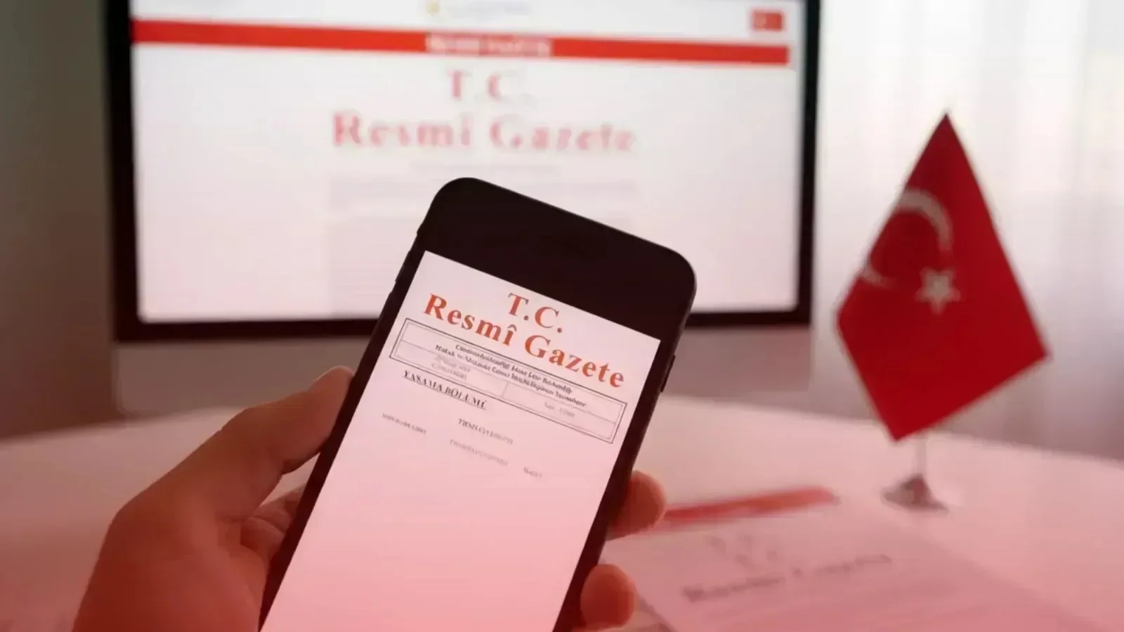 Resmi Gazete'de yayımlandı! Cumhurbaşkanlığı'na kadro dondurma yetkisi