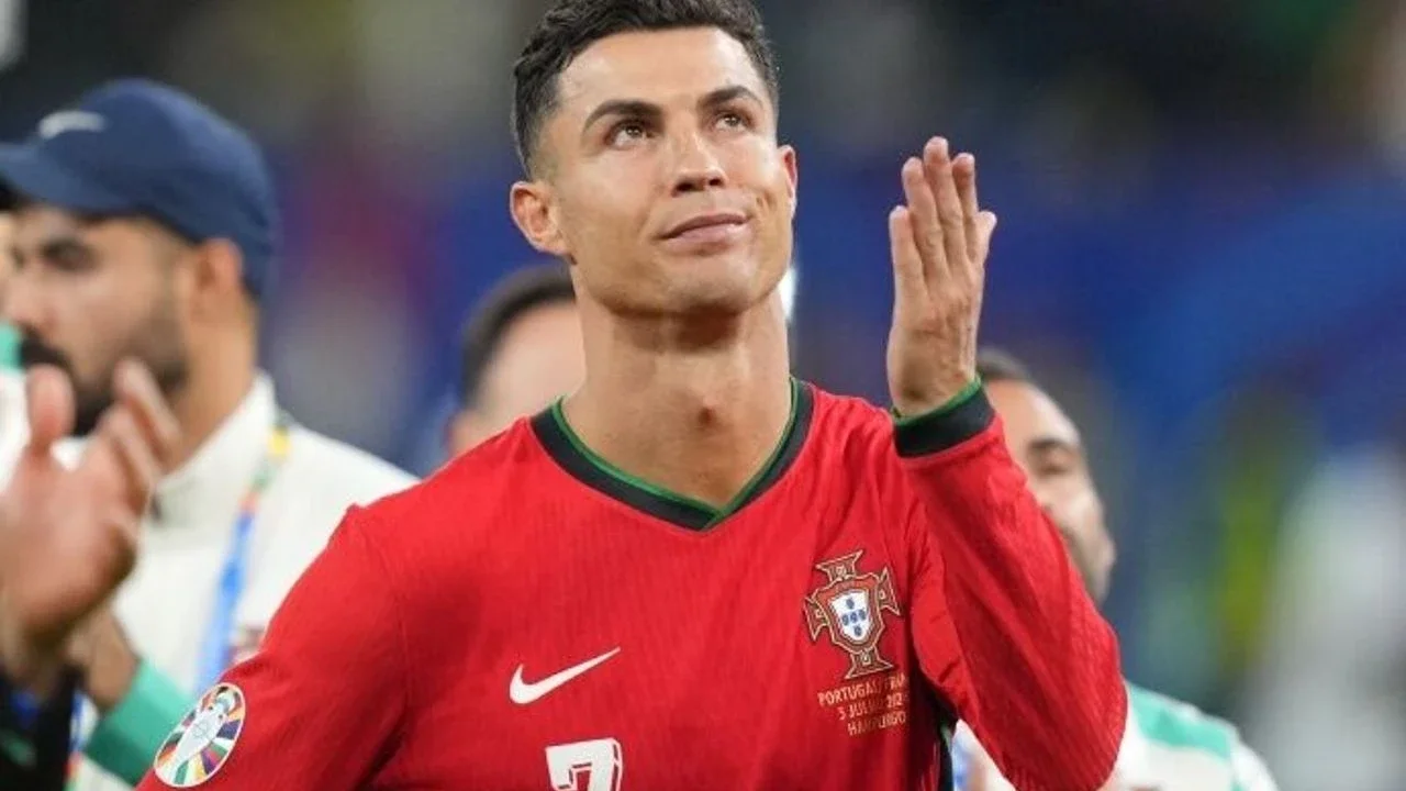 Ronaldo emeklilik sinyali verdi: "Bu muhtemelen futboldaki son yılım"
