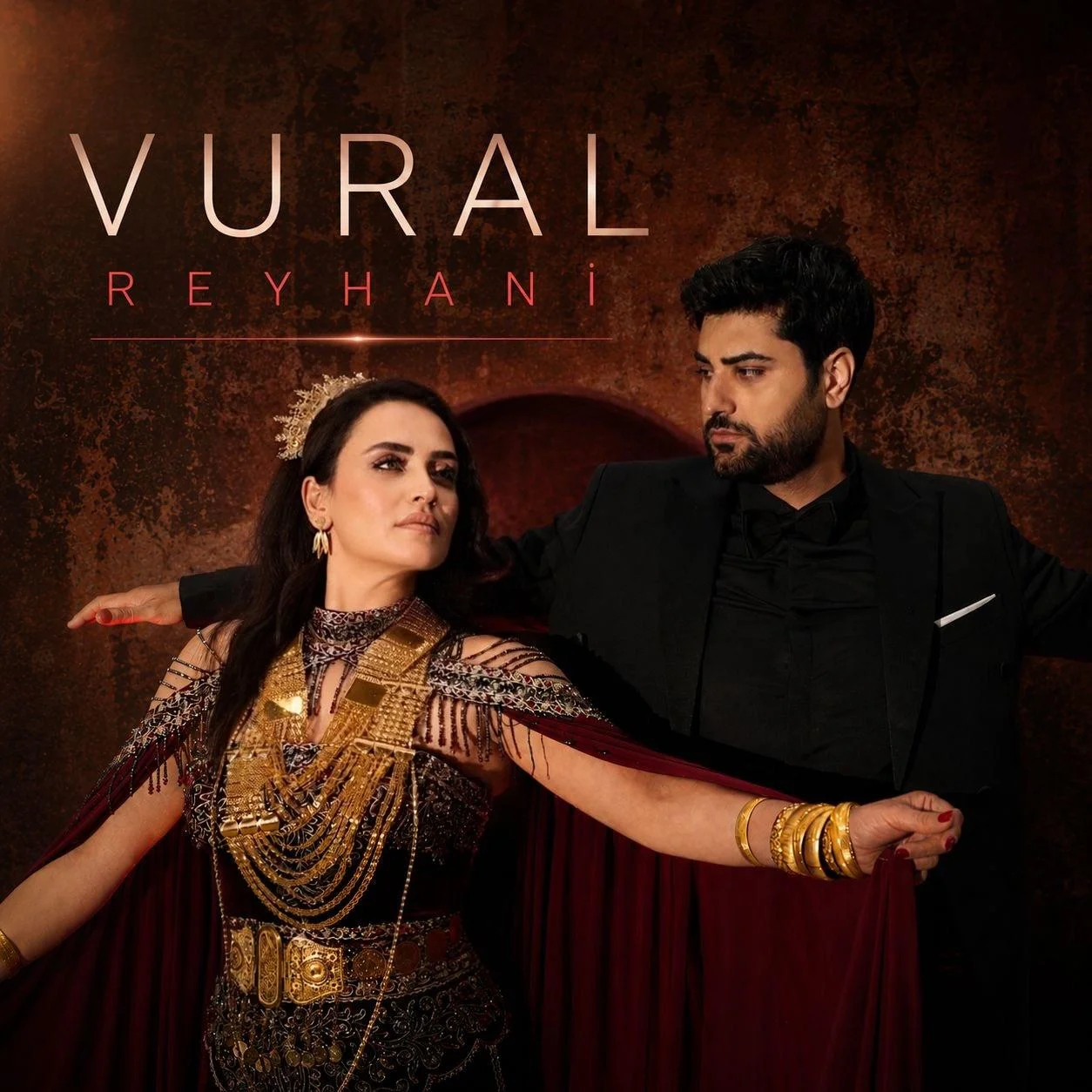 Sanatçı Vural'dan üç dilli Reyhani! Klip Diyarbakır’da çekildi