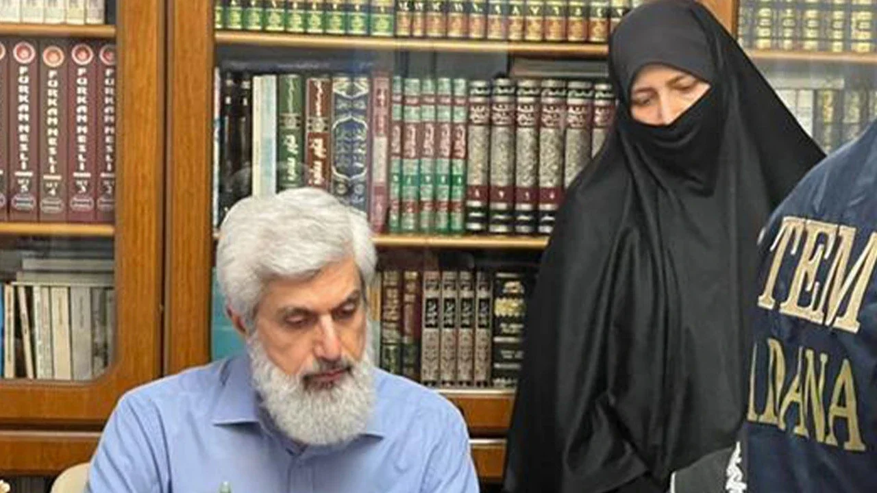 Semra Kuytul kimdir, nereli ve ne iş yapıyor? Furkan Vakfı Alparslan Kuytul'un eşi